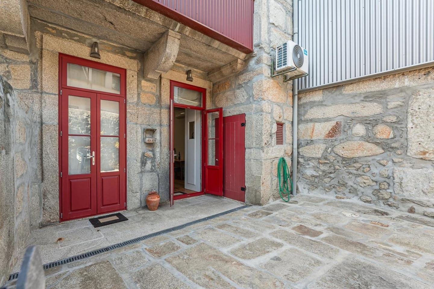 Guestready - Feels Like Home In Centre Of Porto Luaran gambar